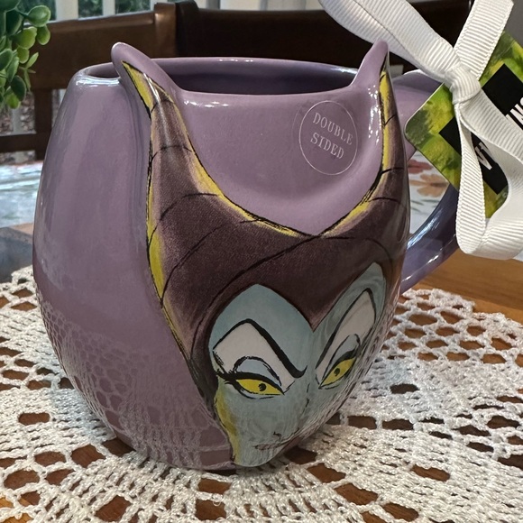 Ceramic “VILLAIN OF DISNEY” coffee mug - Picture 4 of 8